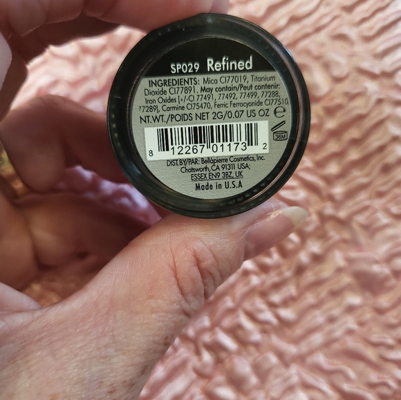 Bellapierre eyeshadow - Picture 2 of 4